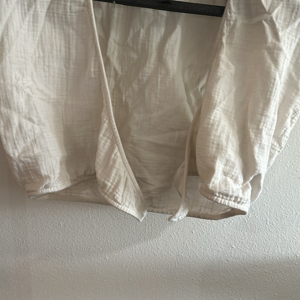 Madewell tie front shirt - Picture 3 of 6